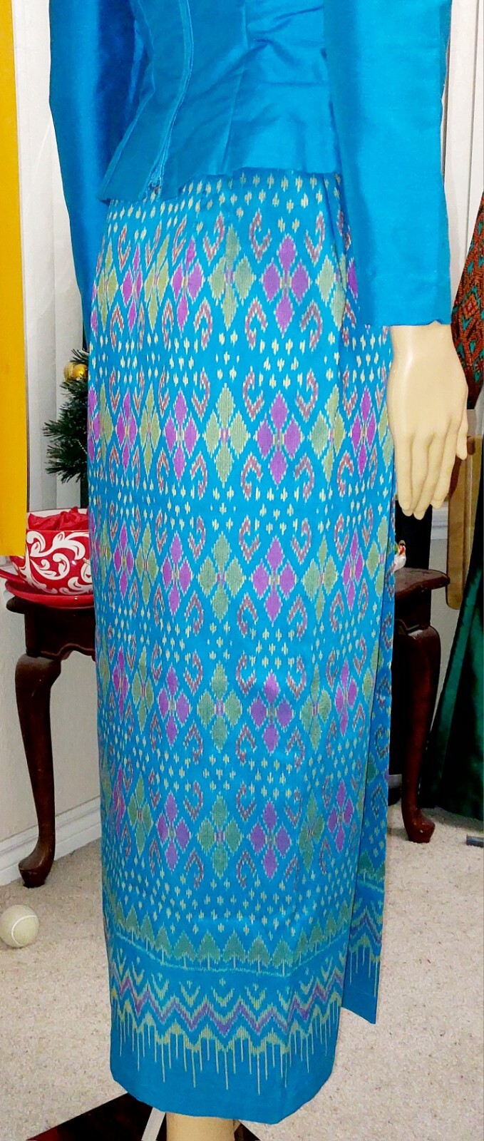 Cambodia Traditional Beautiful 3Pieces Woman 100% Silk 2Blouse & Skirt SizeSmall