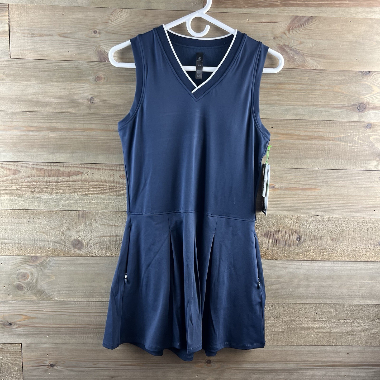 Kyodan Womens Dress Classic Tennis Sleeveless Vneck Athletic Pickleball Small