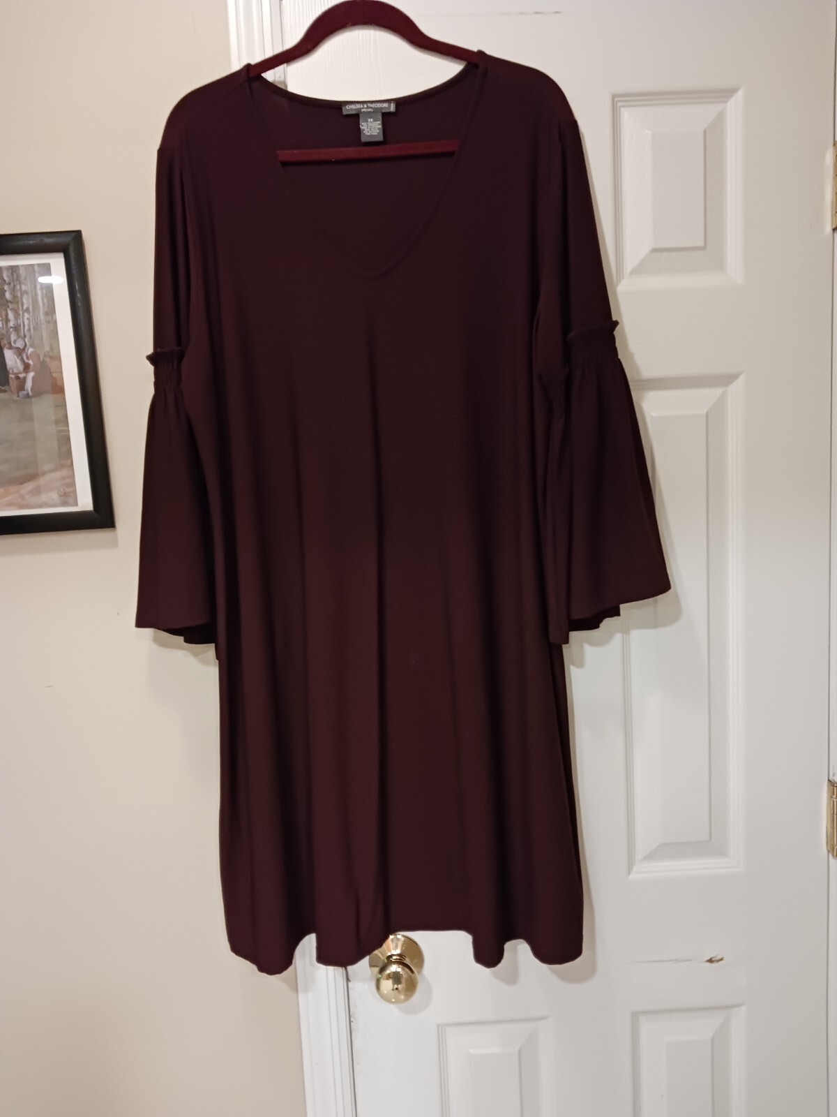 Chelsea & Theodore Long Gathered Bell Sleeve V-Neckline Shift Dress Burgundy 2X