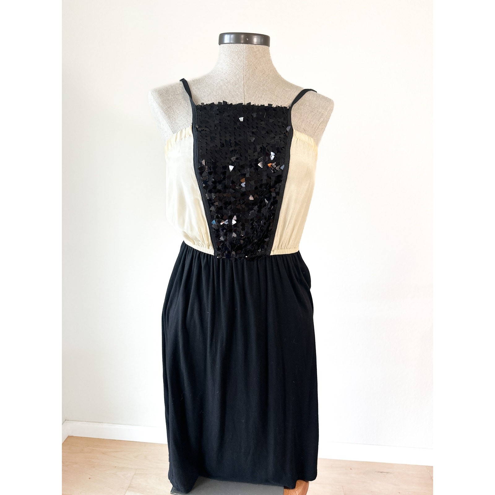 Gianni Bini Silk Sequin Colorblock Midi Dress Black Cream Y2K
