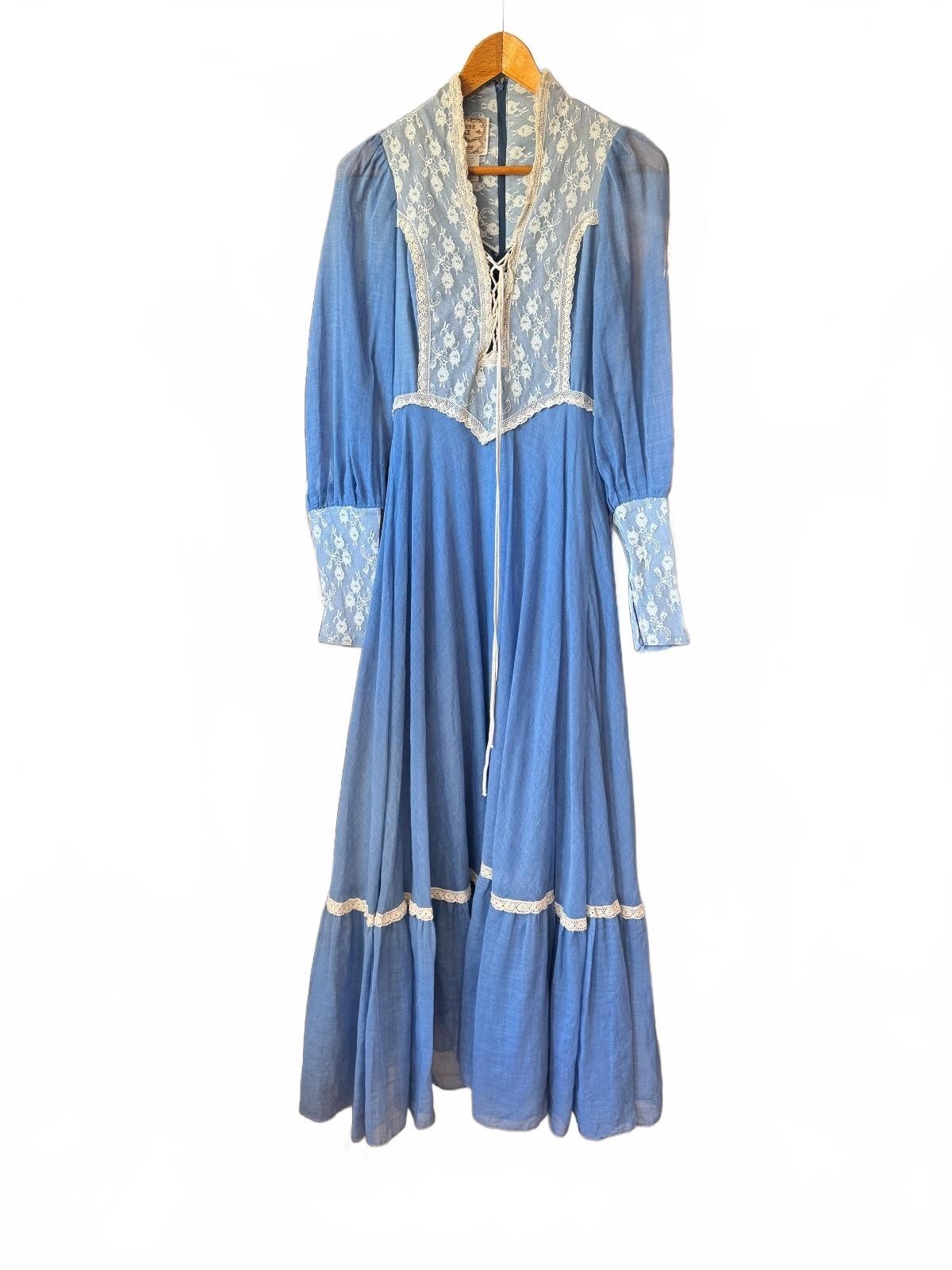 1970s Vintage Gunne Sax Cornflower Blue Lace-Up Maxi Dress Size 11