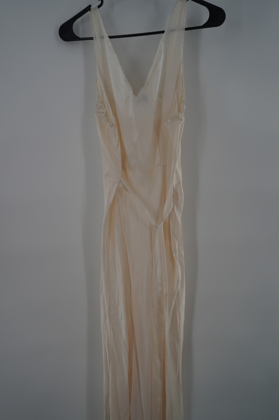 Vintage1930s 100% Pure Silk Hand-Embroidered Lace Shanghai Nightgown Ivory Sz 40