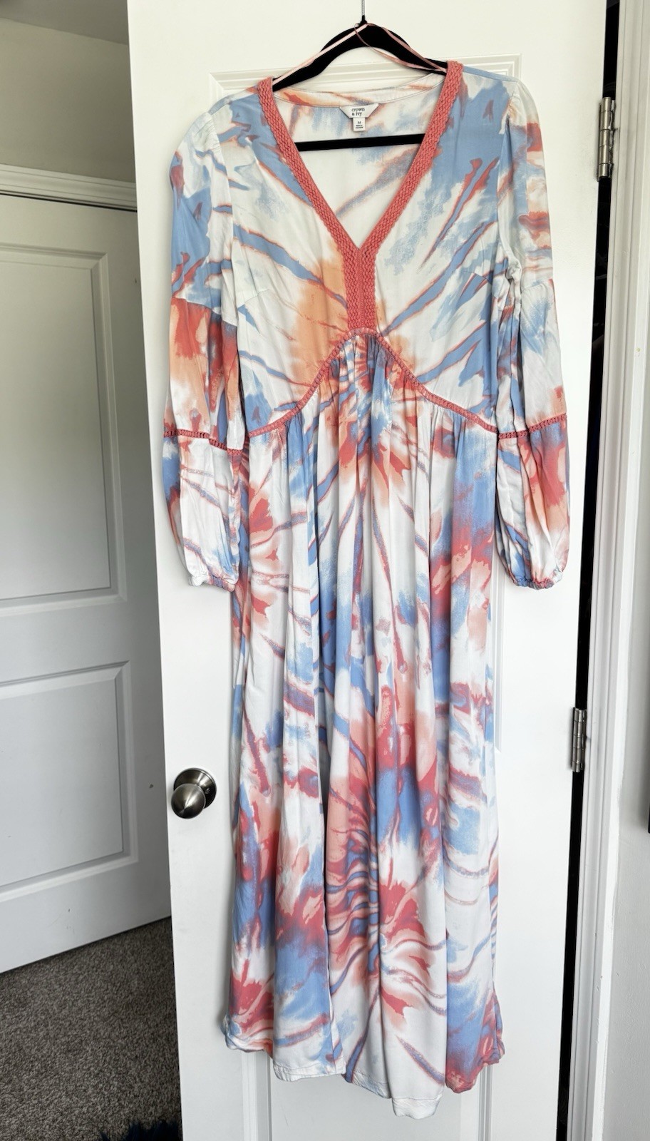 Crown & Ivy Blue Pink Peach Braided V-Neck Long Sleeve A-Line Maxi Dress Medium