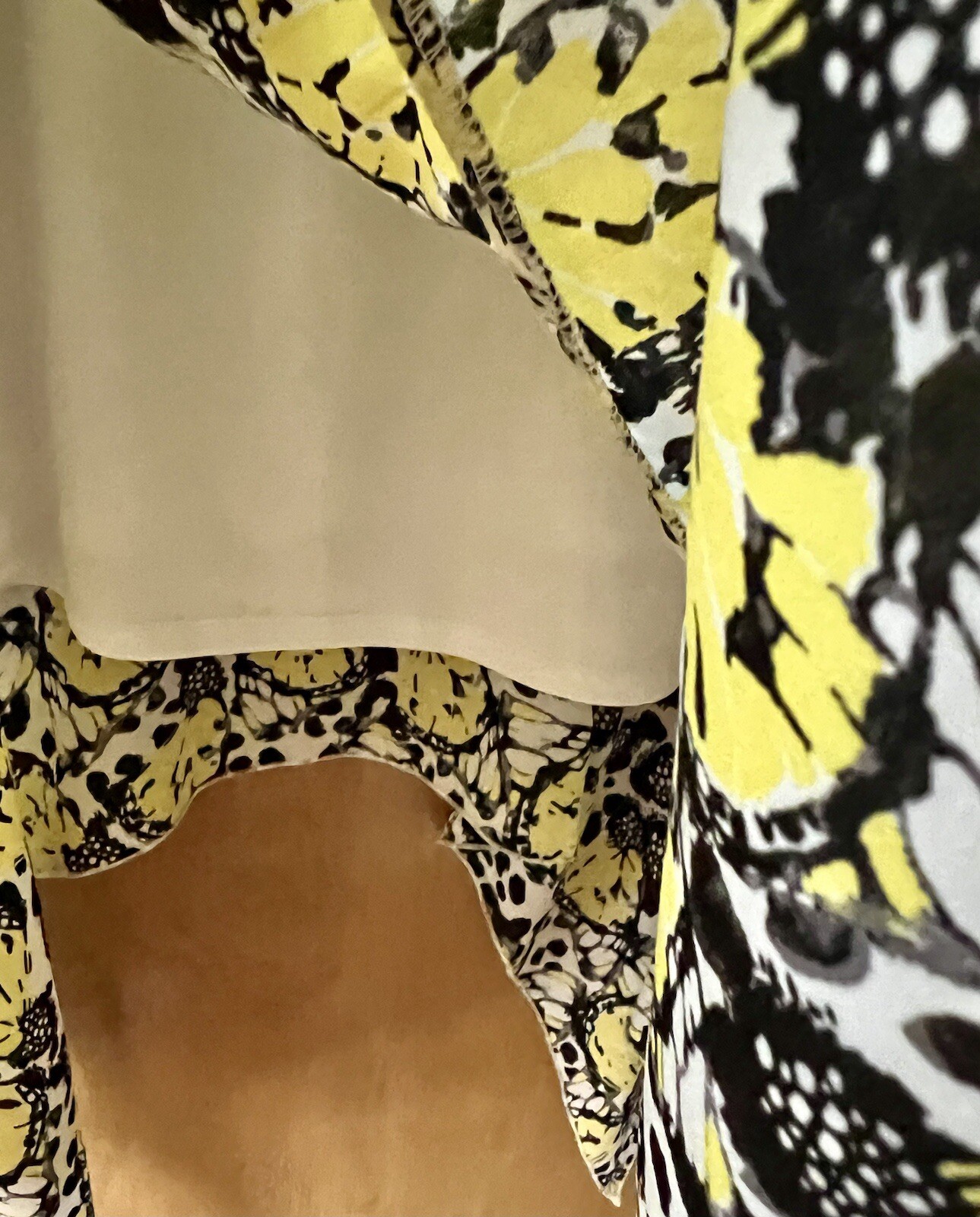 Kensie Fairy Dress Butterfly Sz M Graphic Print Short Sleeve Yellow Black Summer