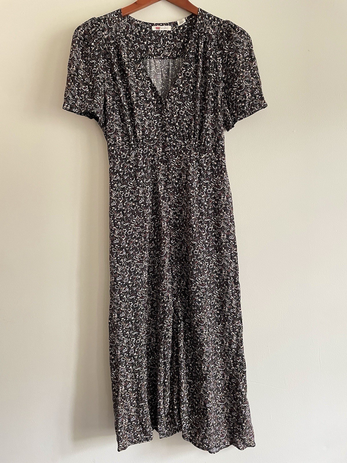 Levi’s Women’s Sz M Sarina Short Sleeve 90s Midi Dress Paisley Grunge Witchy