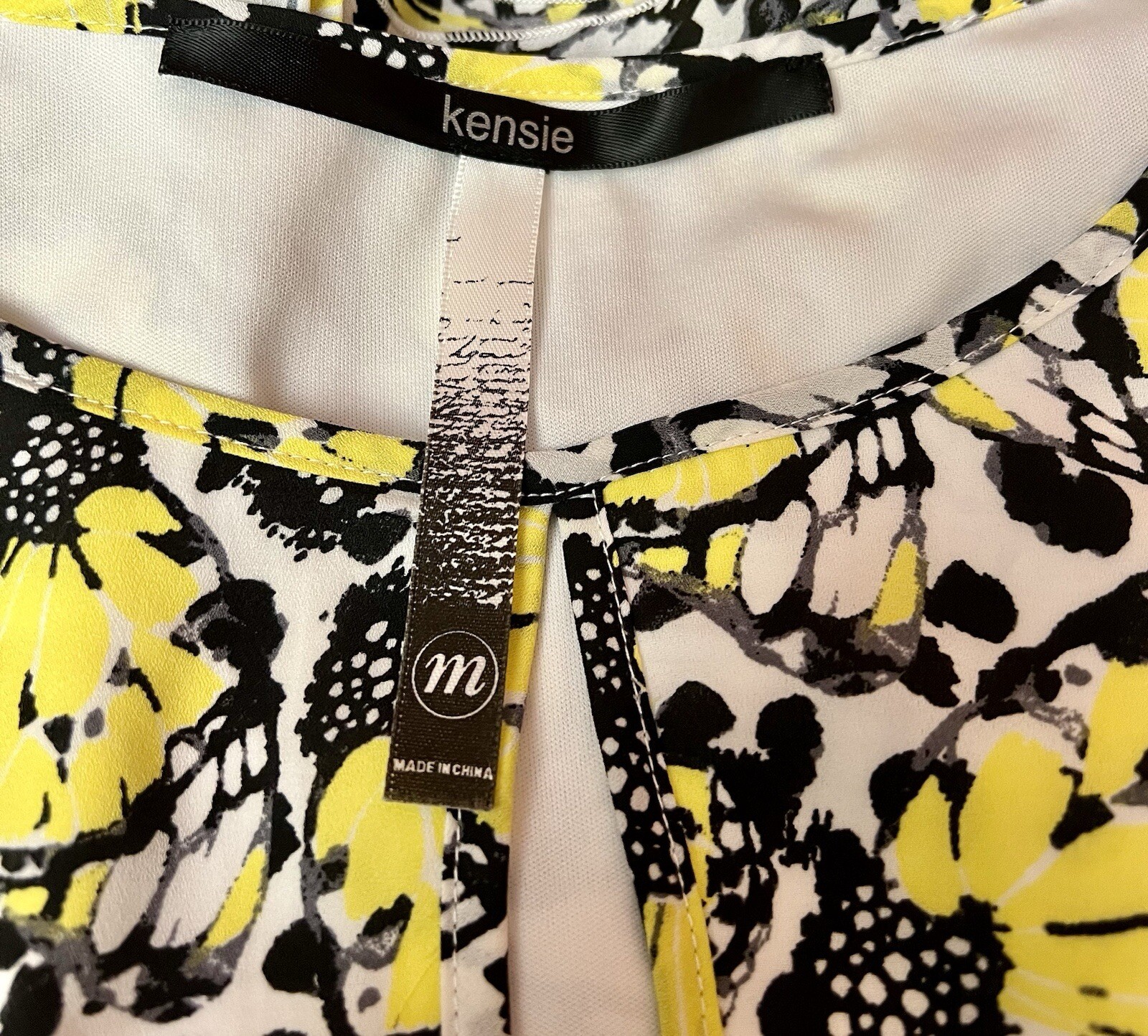 Kensie Fairy Dress Butterfly Sz M Graphic Print Short Sleeve Yellow Black Summer