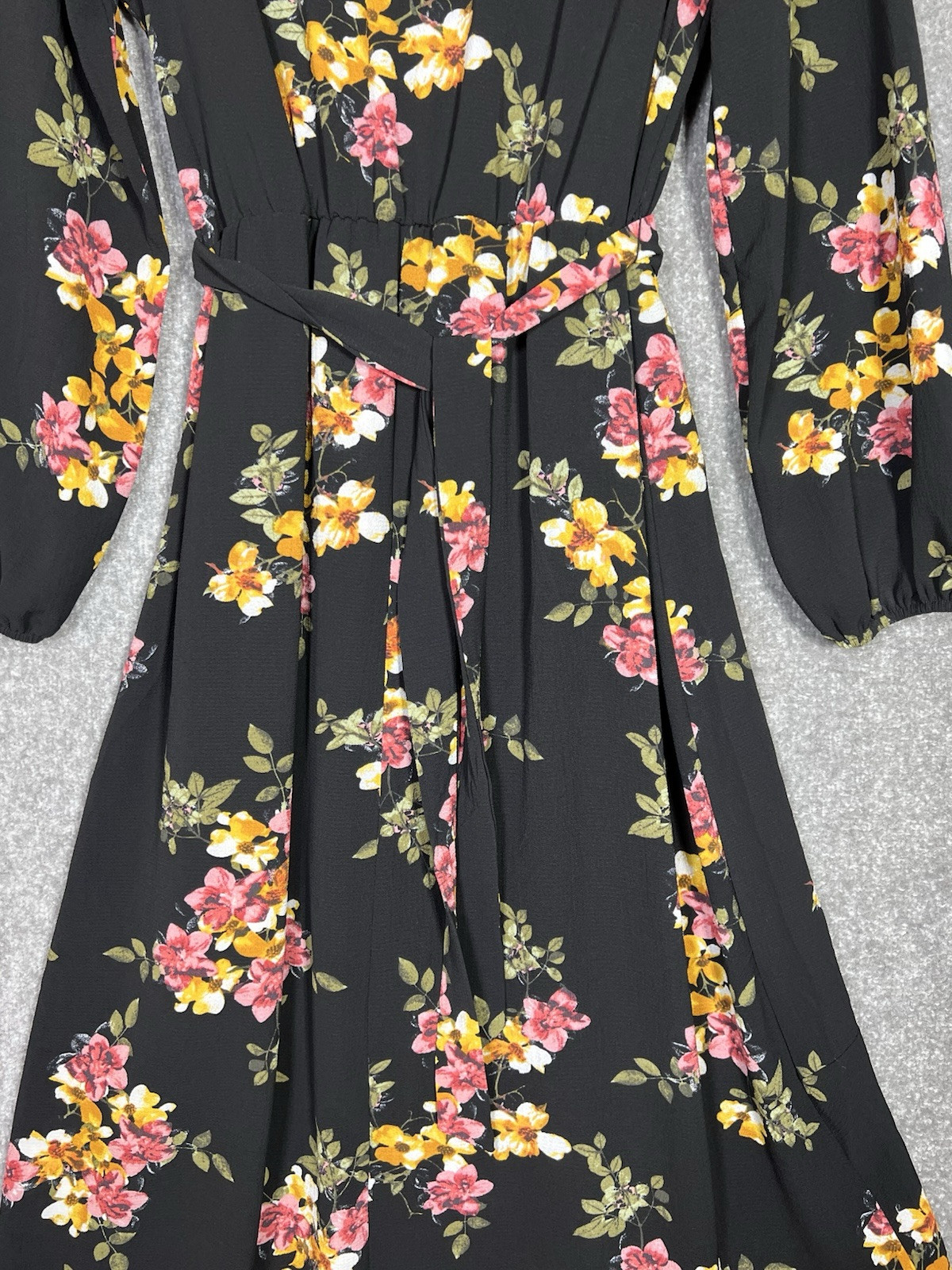 Bobeau Gauze Crinkle Crossover Dress Womens Sz M Black Floral Belt Hi-Low Ruffle