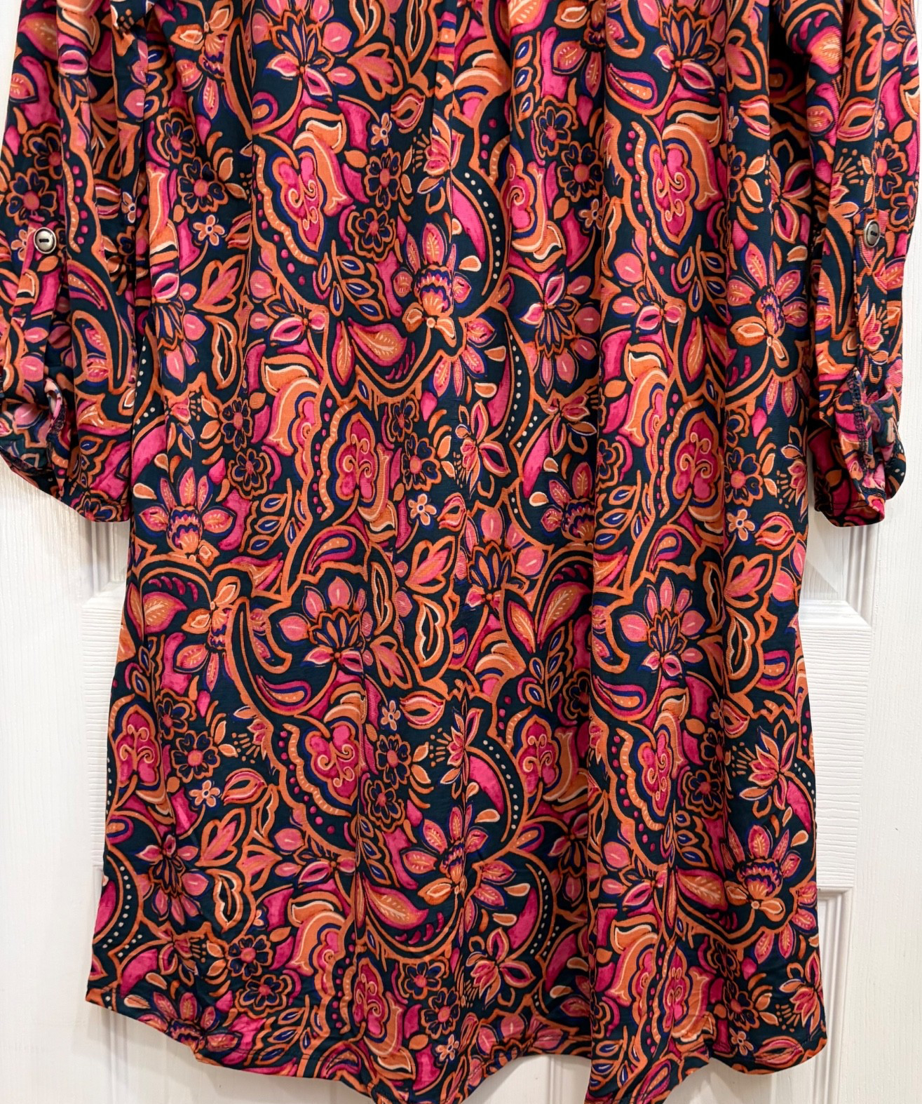 NEW DEAR SCARLETT 3/4 SLEEVE ROLL TAB SPLIT NECK DRESS WITH POCKETS MEDIUM