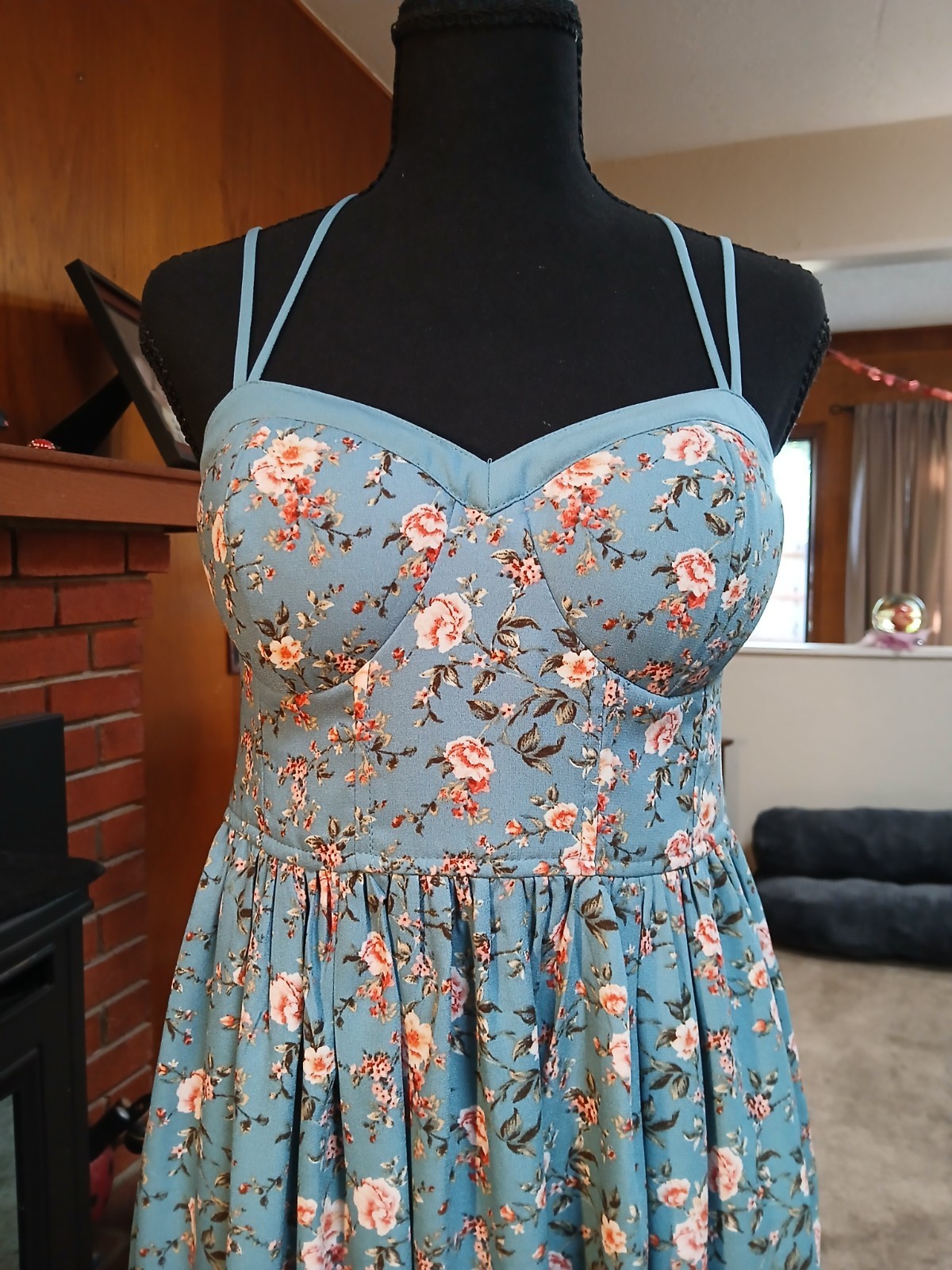 Xhilaration Womens M Blue Floral Sweetheart Strappy Sundress