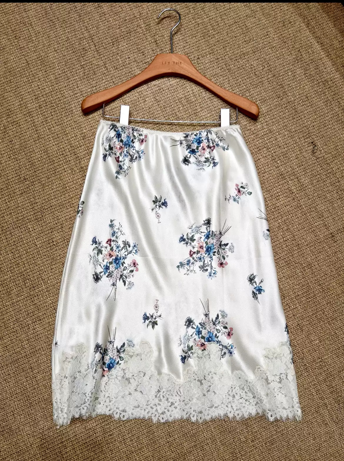 DOEN French Style Floral Print Midi Skirt White Summer Vacation Boho