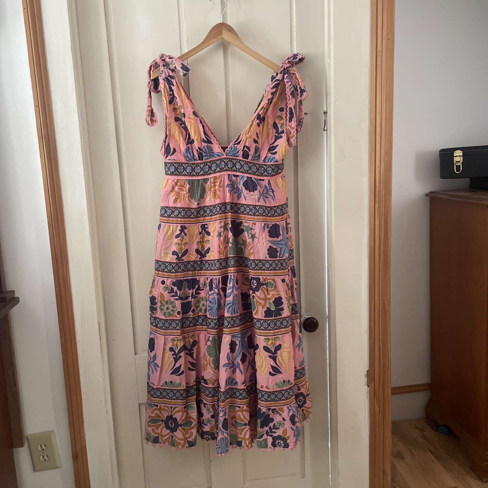 FARM Rio Size LargeSeashell Tapestry-print cotton dress. 22975151