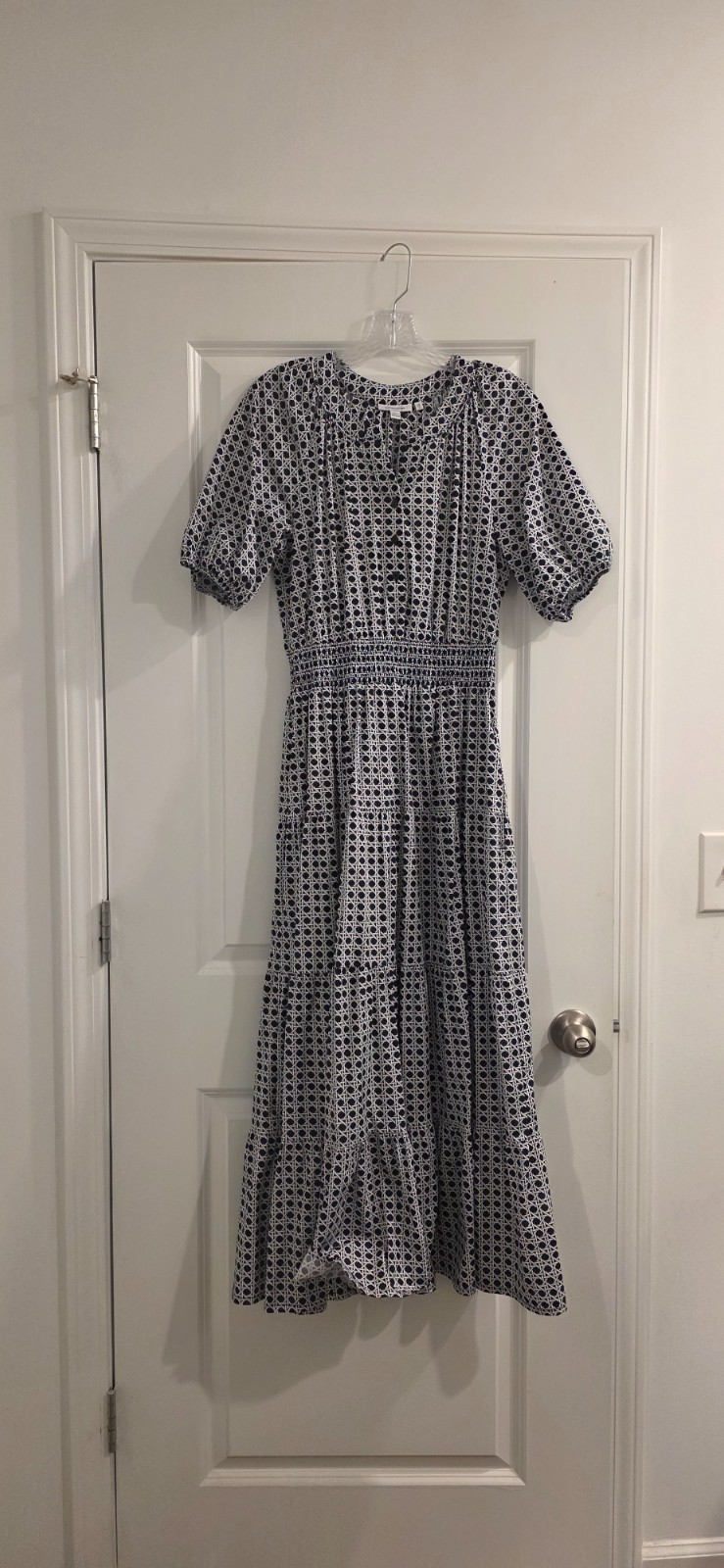 Chicos Navy White Geometric Cane Basketweave Tiered Midi Dress Smocked 00 Sz 2