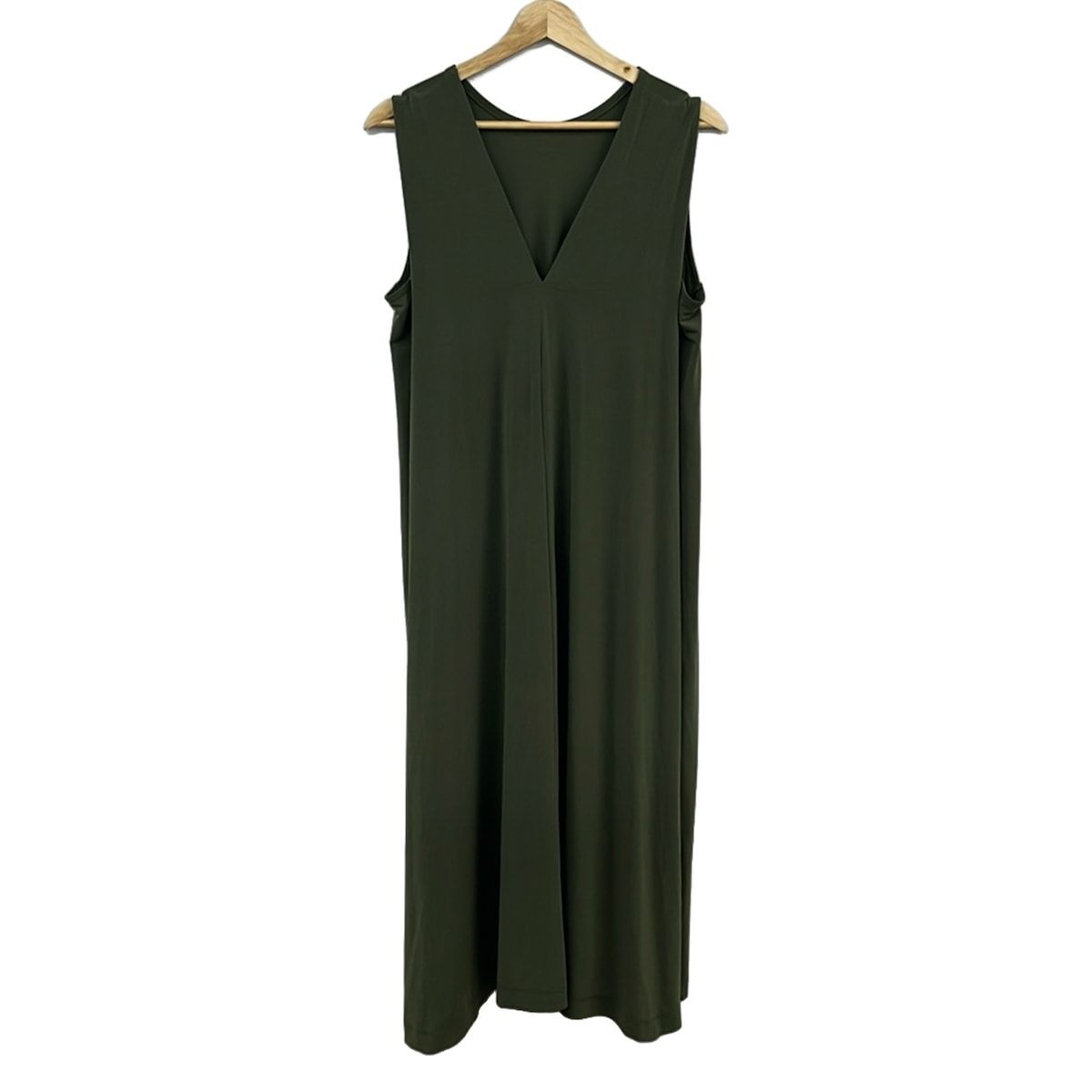 Issey Miyake dress size 2 M women s excellent condition dark green crew neck sle