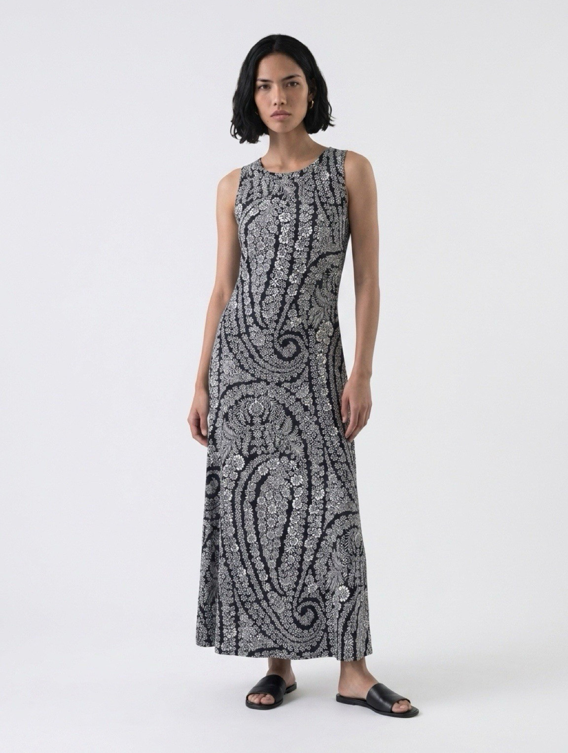Tommy Hilfiger Navy/White Floral Paisley Sheath Maxi Dress Strappy Back (Size 4)