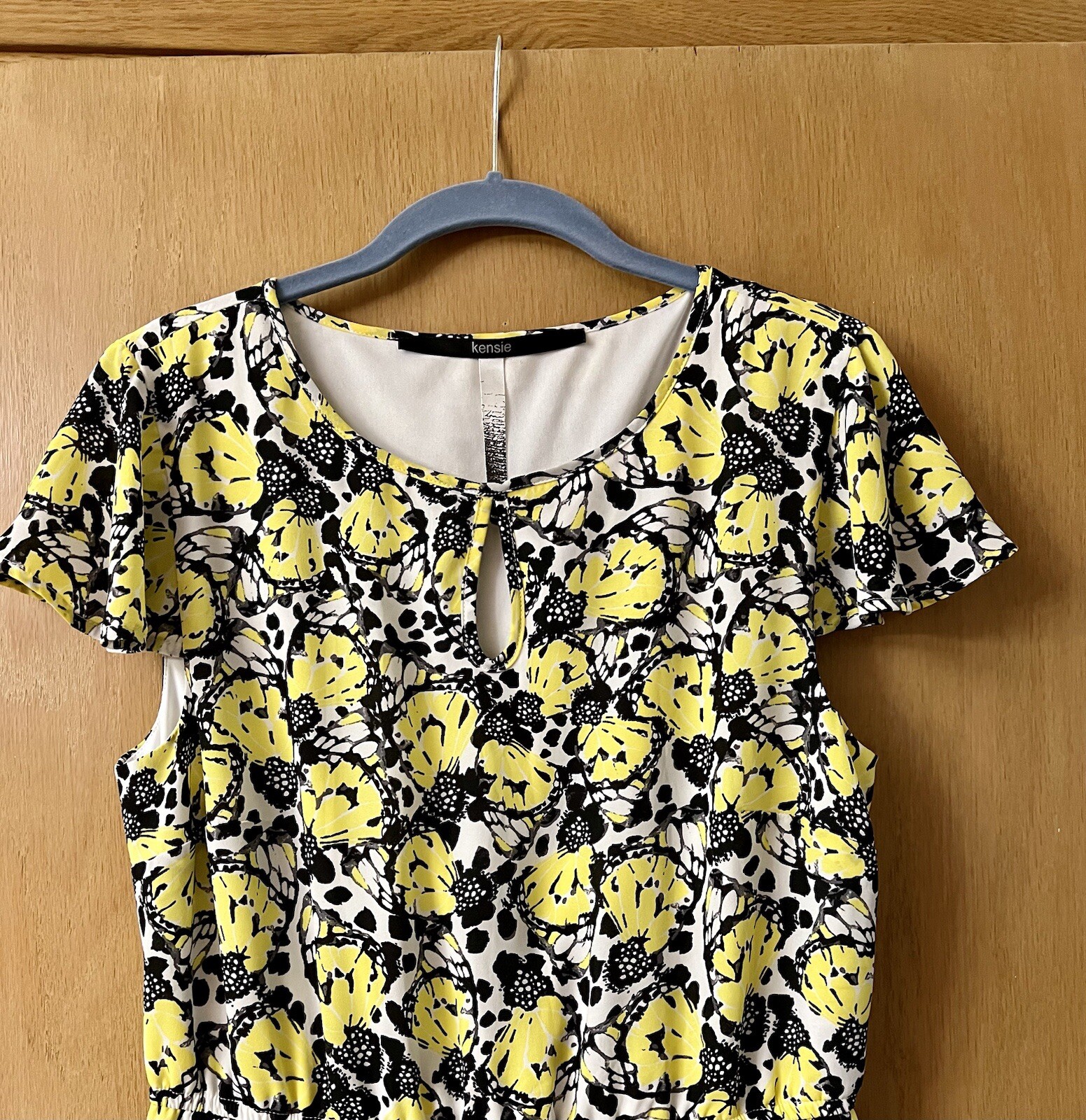 Kensie Fairy Dress Butterfly Sz M Graphic Print Short Sleeve Yellow Black Summer