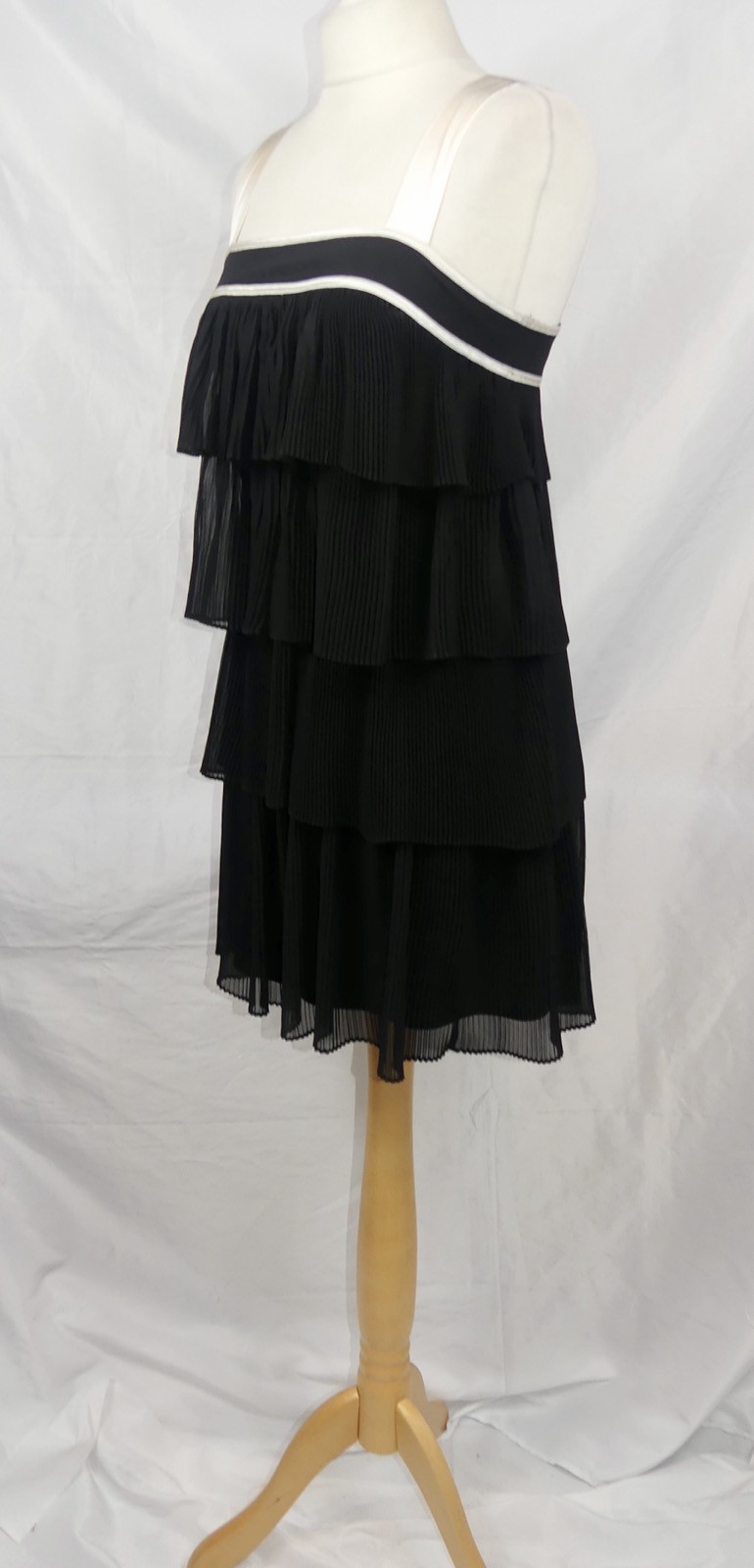 FRENCH CONNECTION BLACK & IVORY TIERED FLAPPER GATSBY 20s STYLE DRESS UK 10