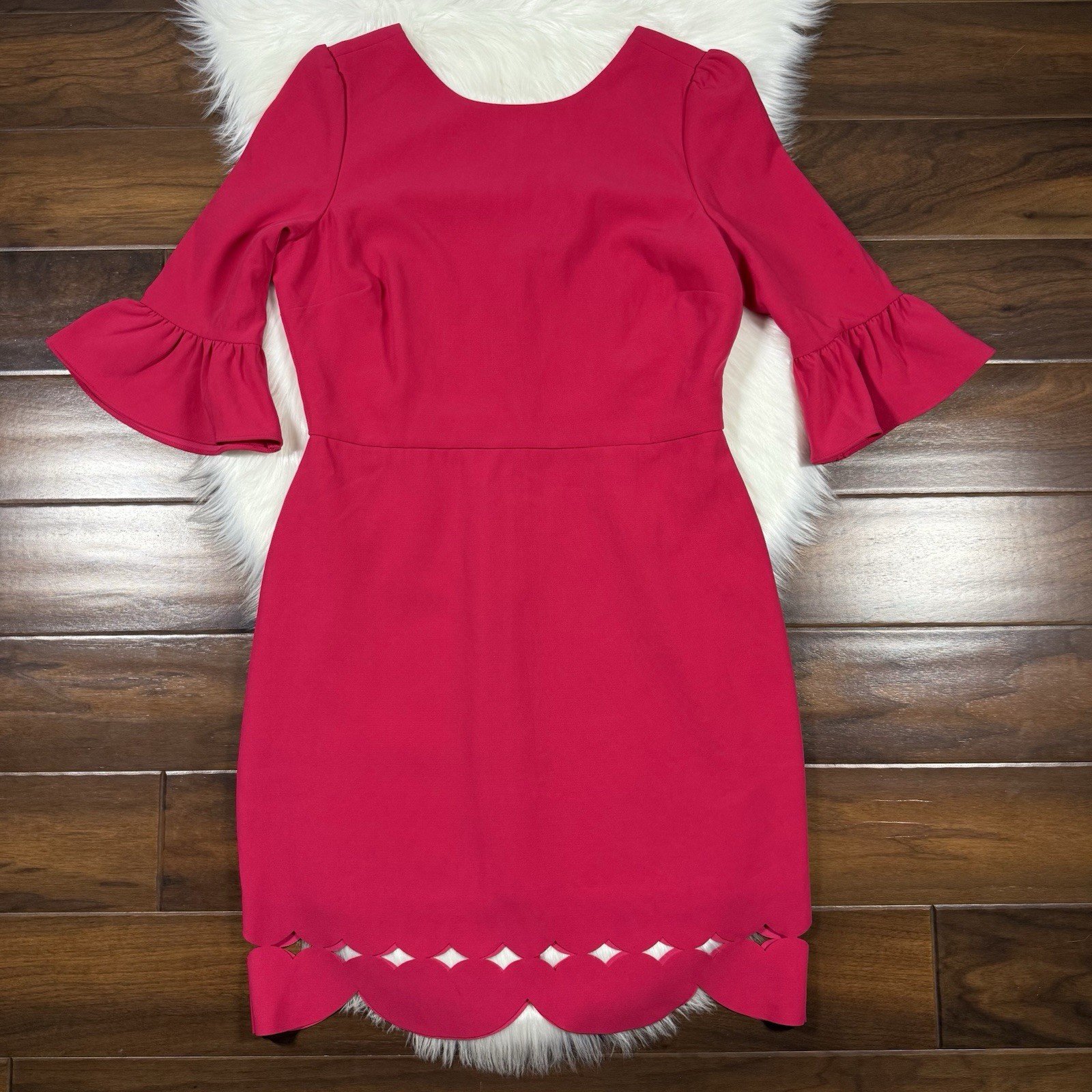 Adelyn Rae Women’s Size Large Pink Bell Sleeve Blair Scallop Hem Dress