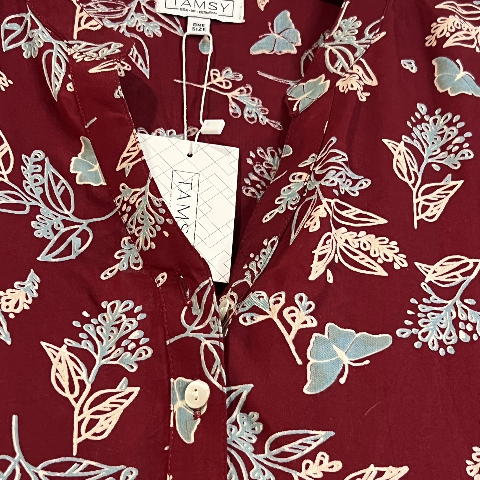 TAMSY NWT Red Boho Flower Pattern One Size Machine Washable Light Weight