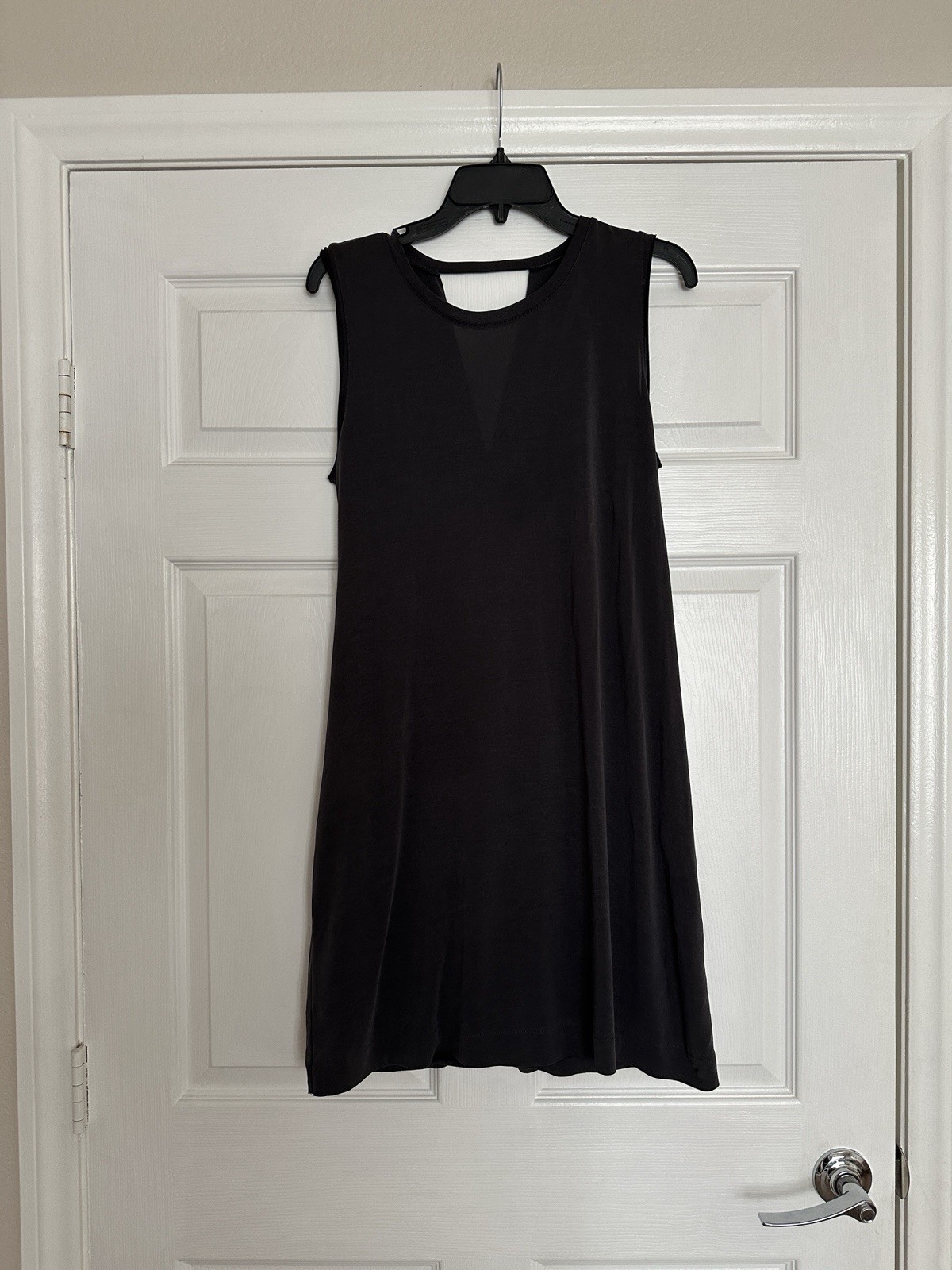 Rachel Roy sleeveless dark grey dress twisted-back Size M lightweight fabric