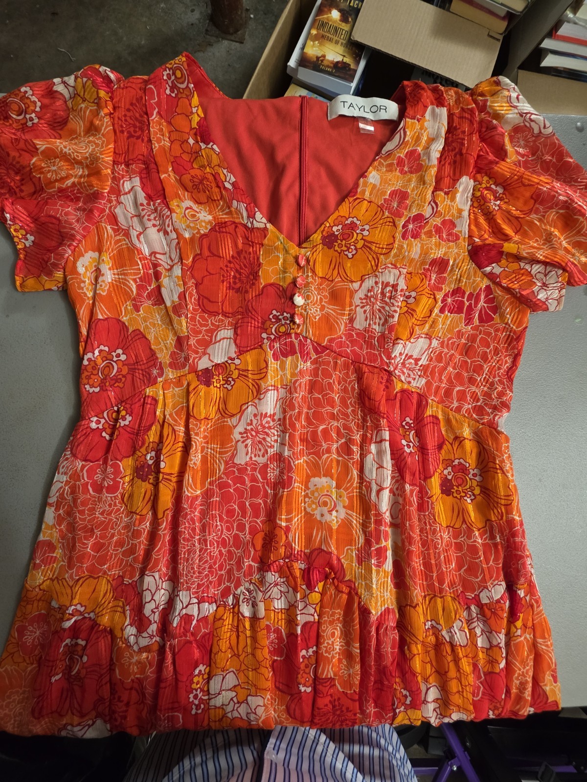 Taylor Floral Babydoll Tiered Shiny size 10 Whimsical Dress