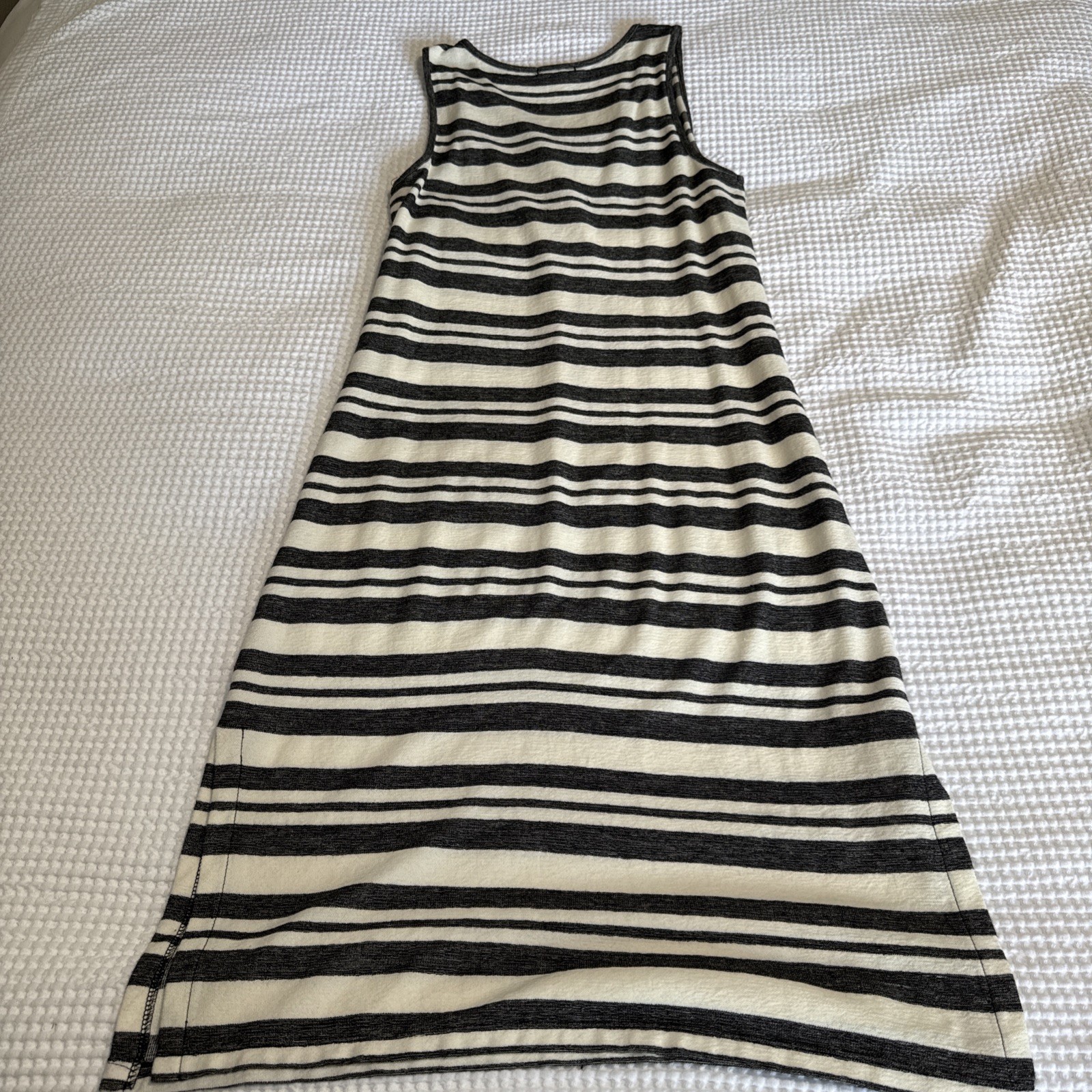 Matty M Tank Dress Womens S Black Ivory Striped Sleeveless Knit Casual Midi EUC