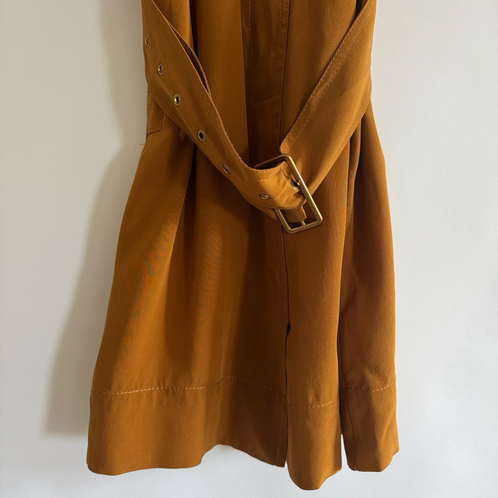 Diane Von Furstenberg 100% Silk Utility Dress 6 Safari Tan Belted Pockets