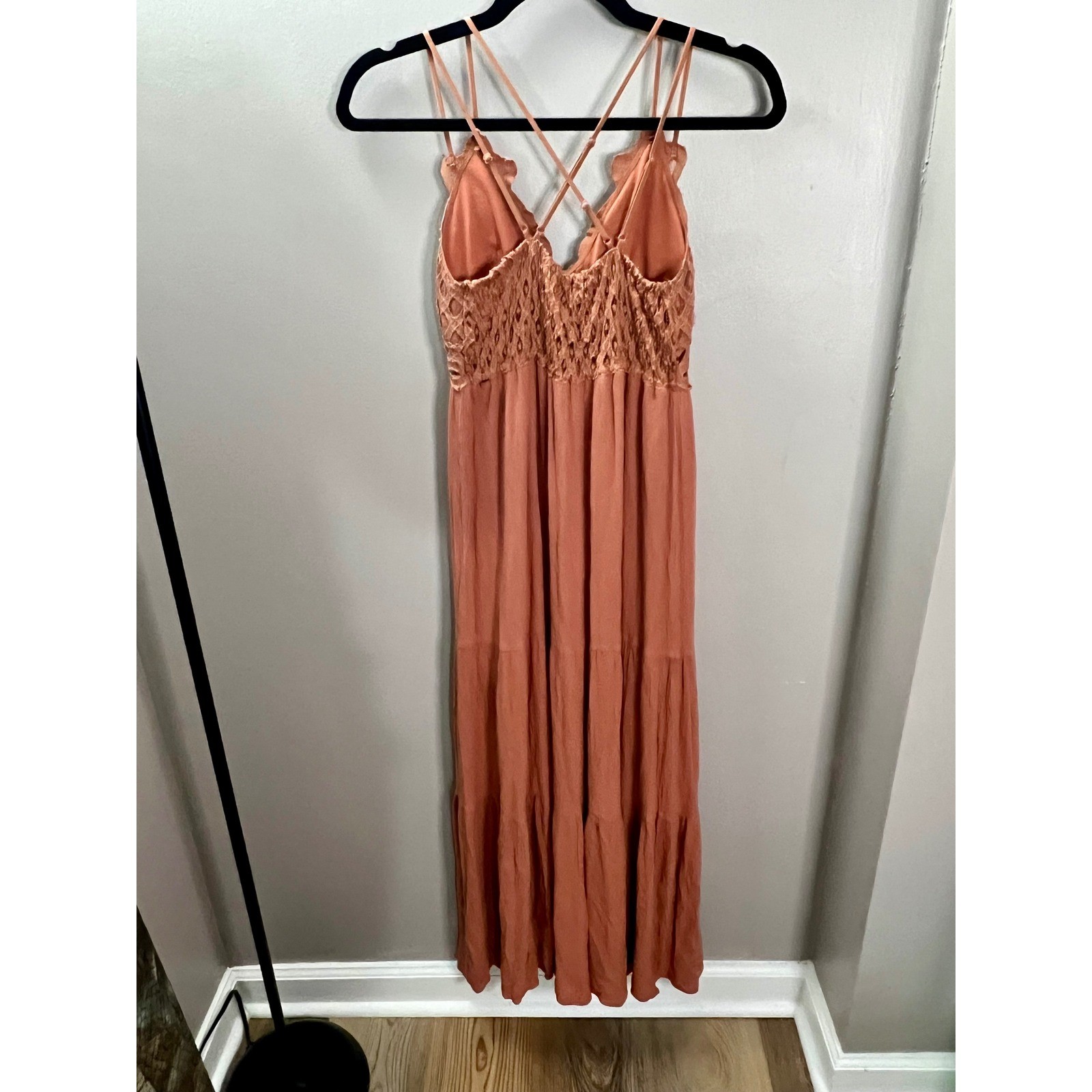 Wishlist Apparel Small Mauve Lace Crochet Boho Romantic Earthy Tiered Maxi Dress