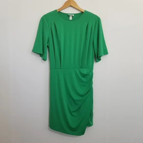 NWT Future Collective Green Dress Size Small