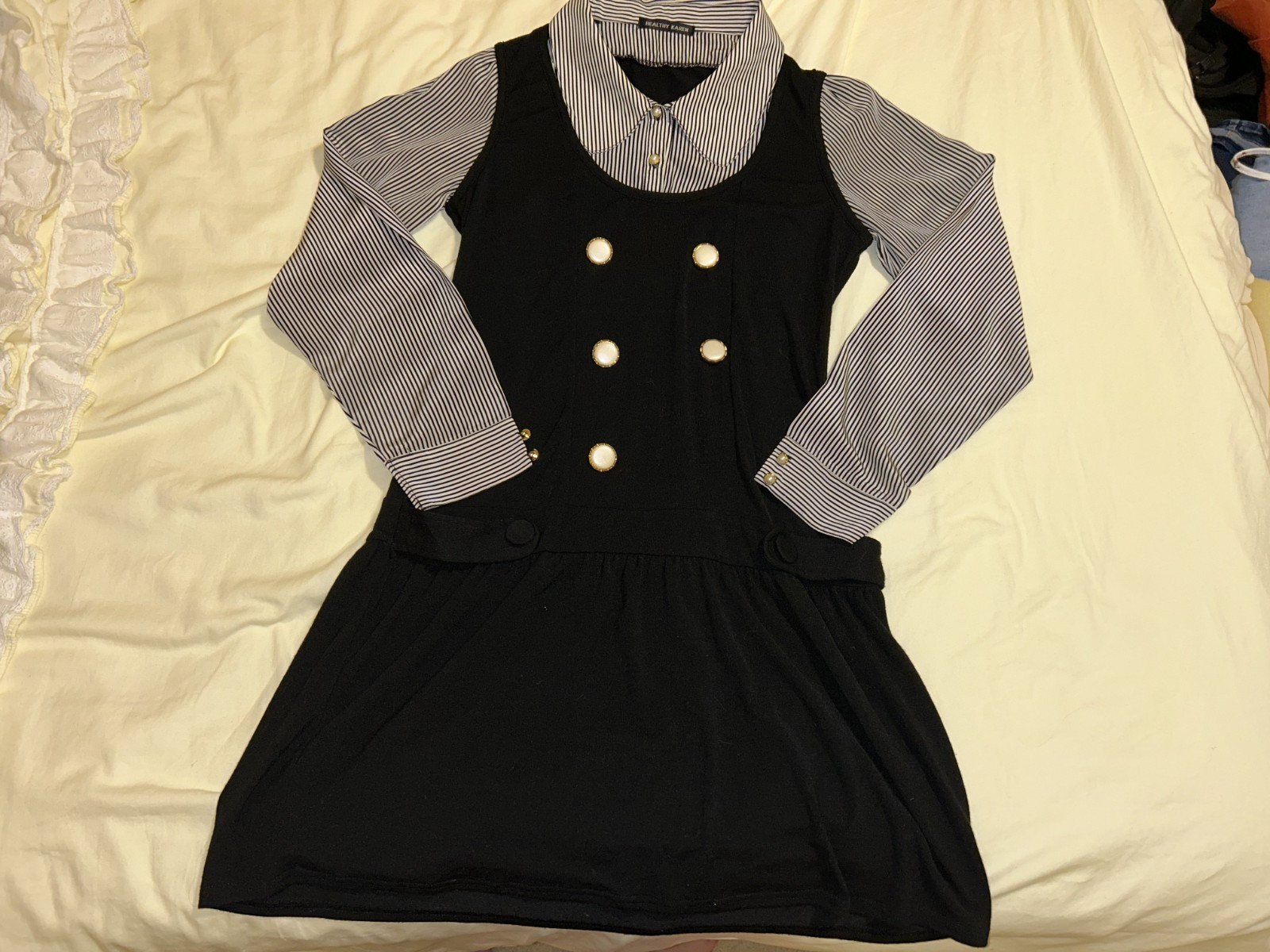 Fake 2-pc Button Up Collar Black/White- Brand: “Healthy Karen” | MISSING BUTTON