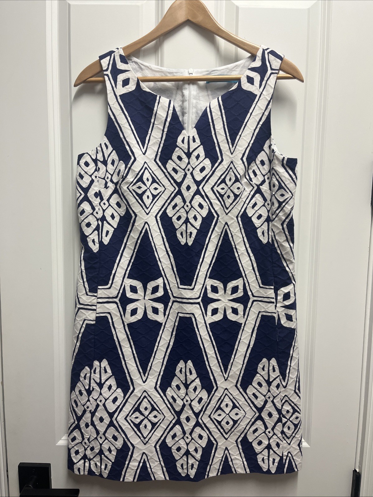 Tori Richard Navy and White Adele Shift Dress Size 8 POCKETS Excellent Condition