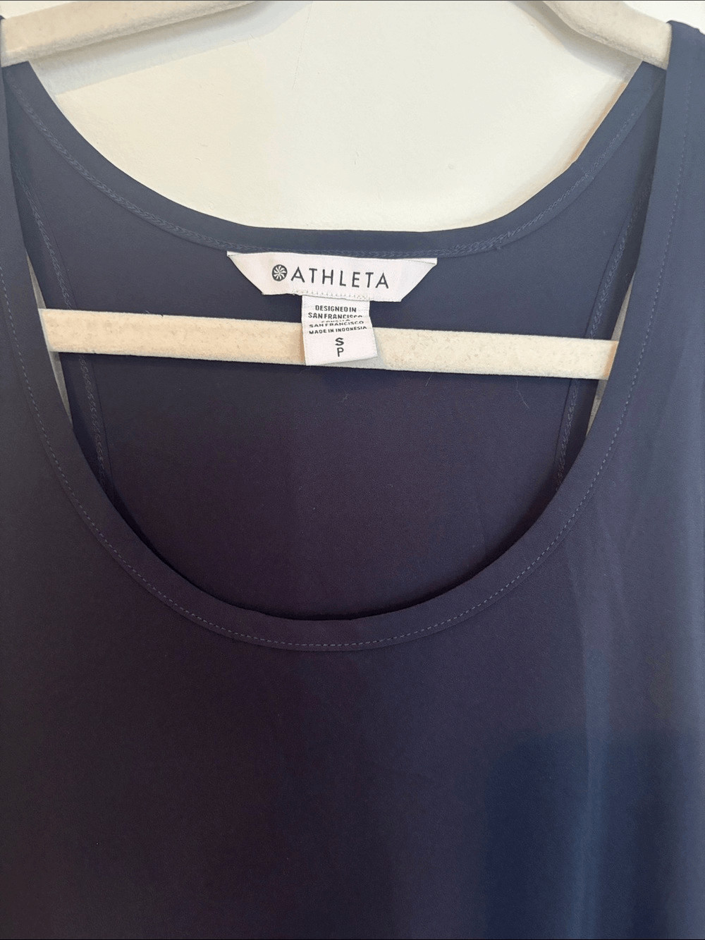 Athleta Women’s Presidio Traveler Maxi dress in Navy in a size Small