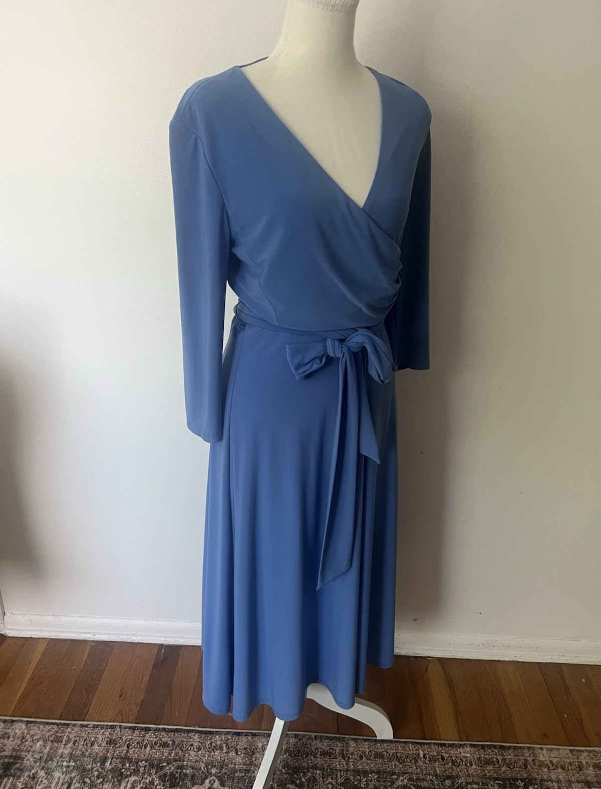 Ralph Lauren women’s occasion Blue Wrap Midi Dress V-Neck 3/4 Sleeve ,Size 4,NWT