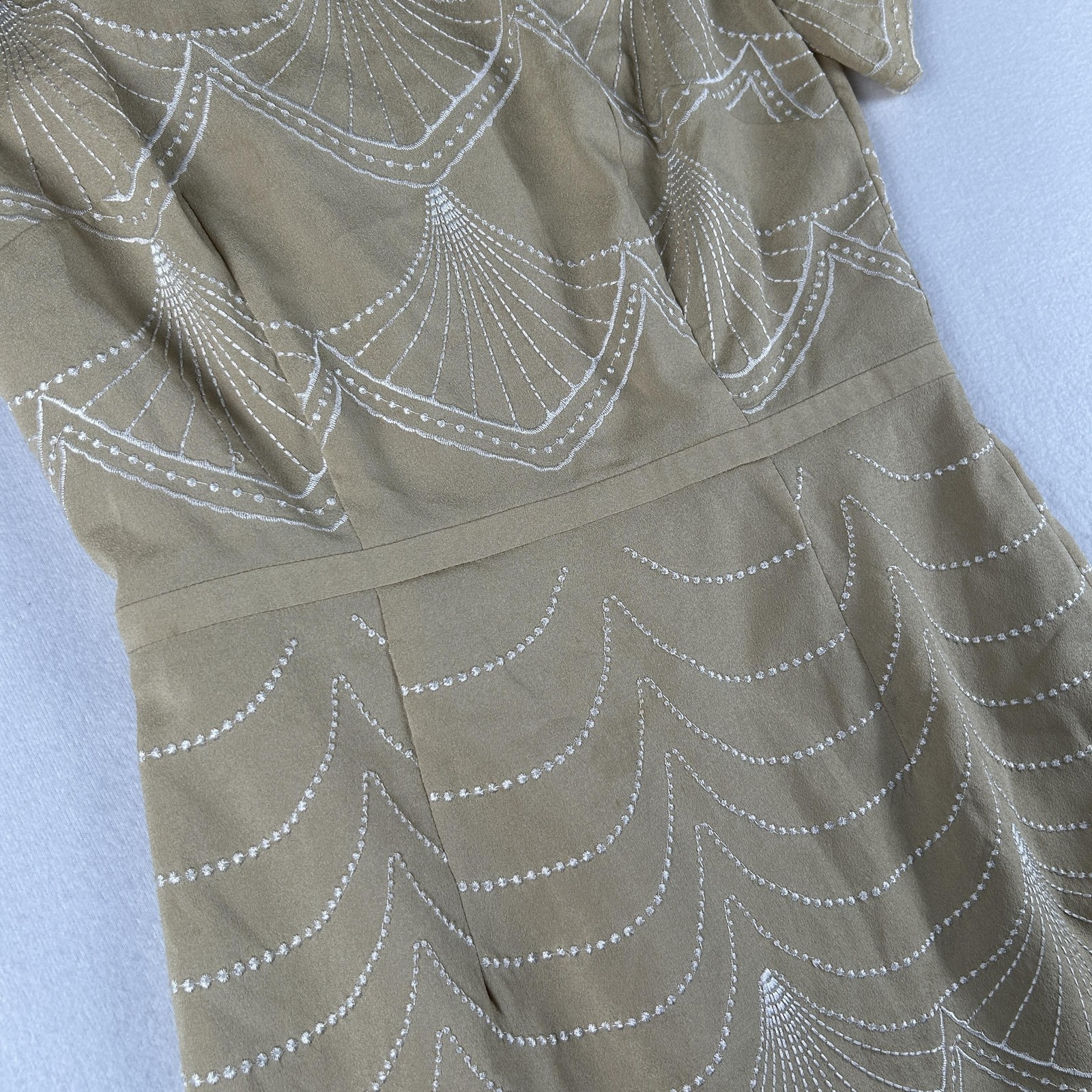 Antonio Melani Dress Womens 2 Keaton Sheath Knee Length Scoop Neck Embroidered