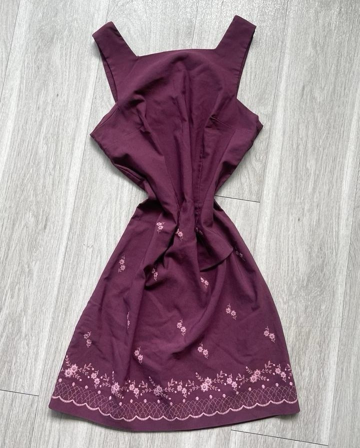 City Triangles Vintage Y2K Merlot Embroidered Mini Dress size 7