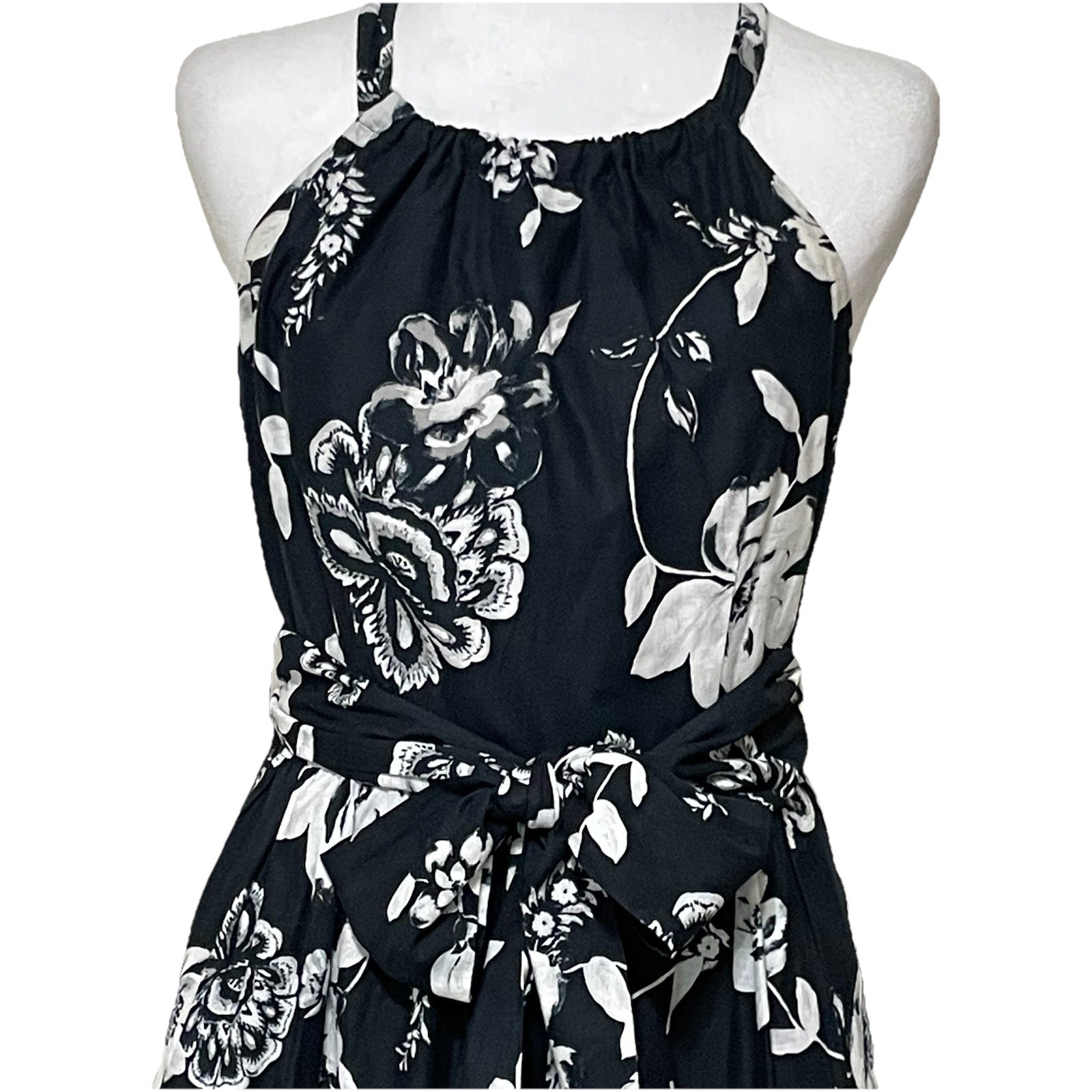 White House Black Market Dress Halter Tie Neck Sz 4 Black White Floral Classic
