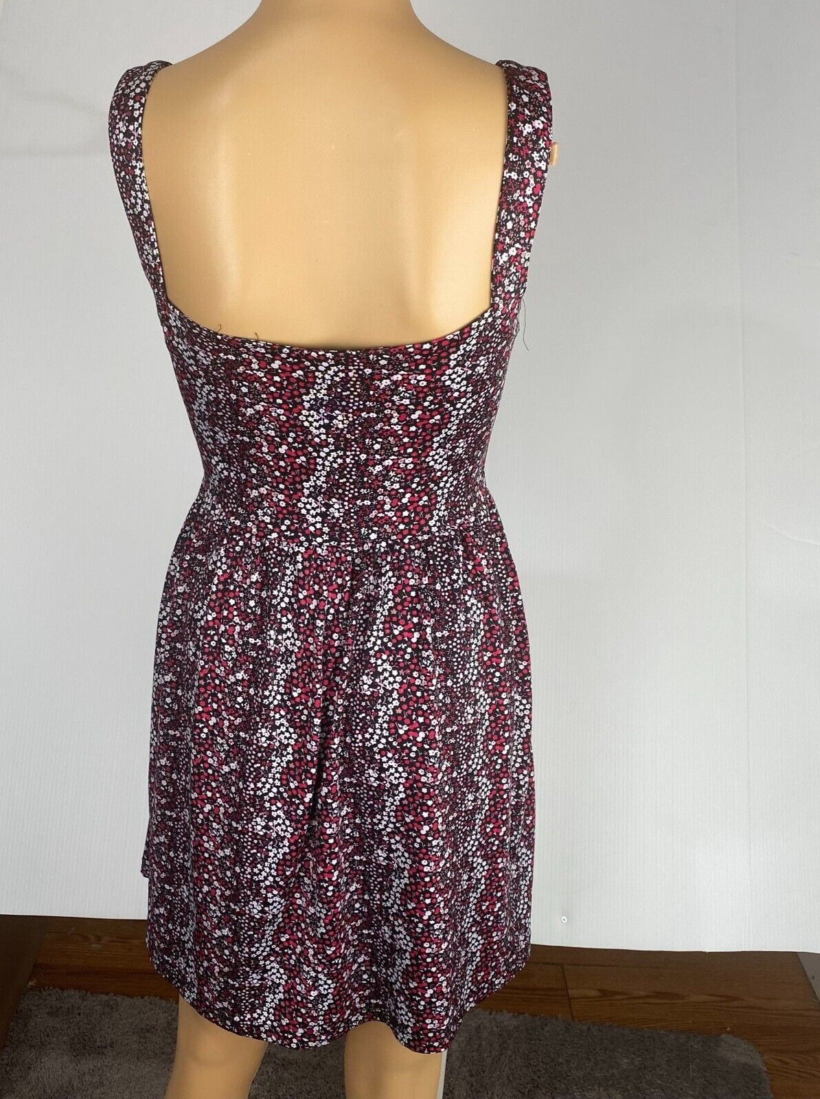 BeBop Dress Women’s Medium Floral A-Line Empire Waist Sleeveless Above Knee Mini
