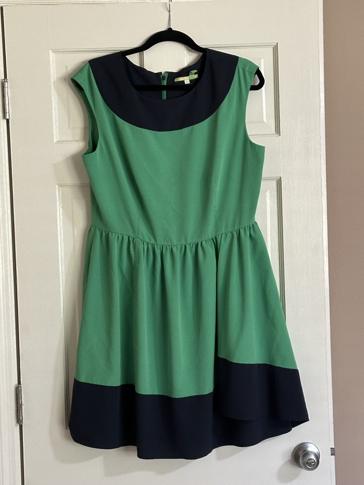 Gianni Bini Women’s Green Navy Fit Flare Dress Dry Clean Only Size Large