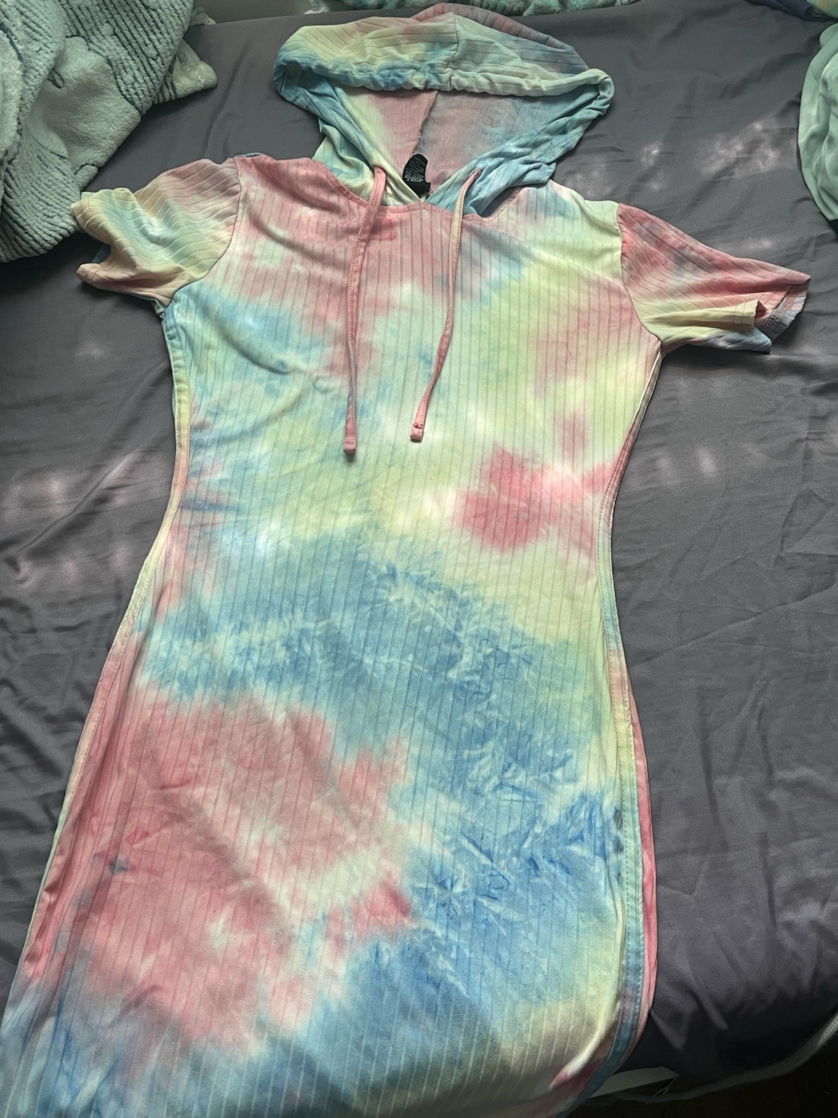rue 21 Women Tie Die Size Medium Sun Dress with hoodie