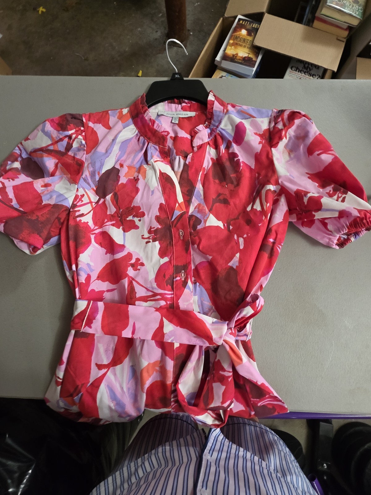 Julia Jordan Pink Red Floral Shirt Dress Short Puff Sleeve Tiered Hem Size 6