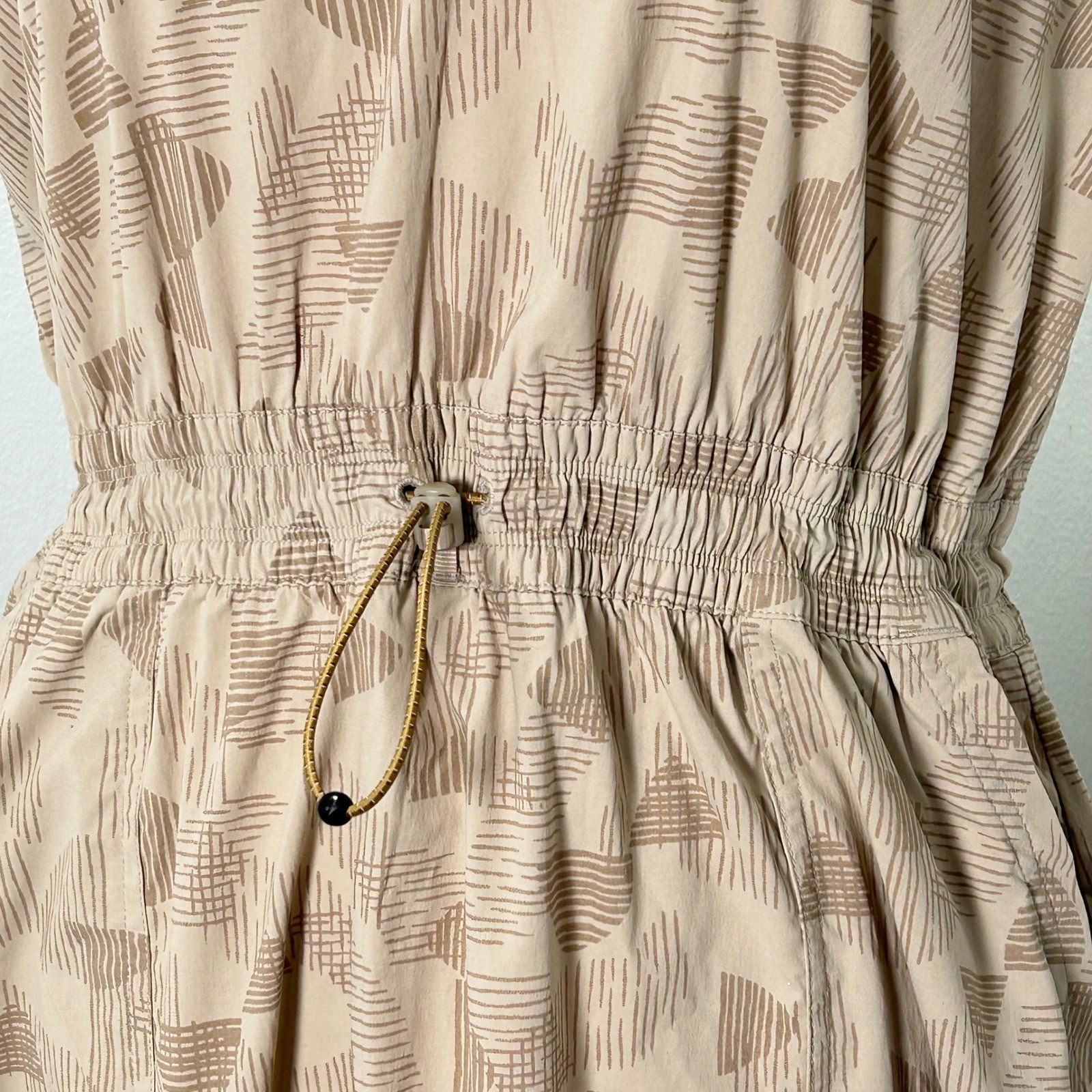 REI Co Op Womens Trailmade Dress Tan Beige V Neck Drawstring Gorpcore Hiking Med